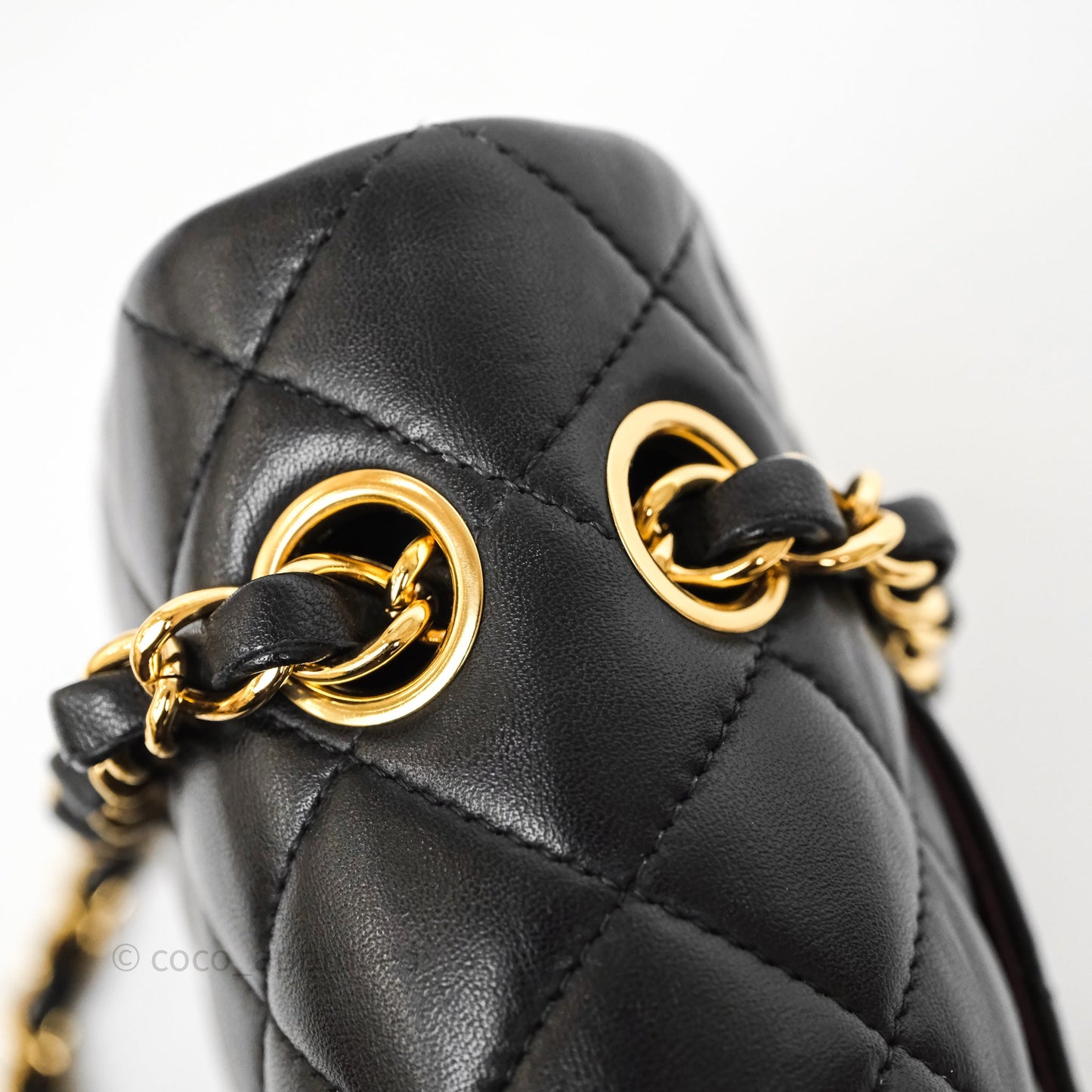 Chanel Quilted Classic M/L Medium Flap  Black Lambskin Gold Hardware