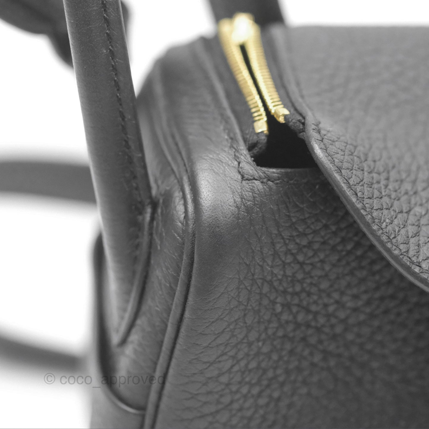 Hermès Mini Lindy 20 Noir 89 Clemence Gold Hardware
