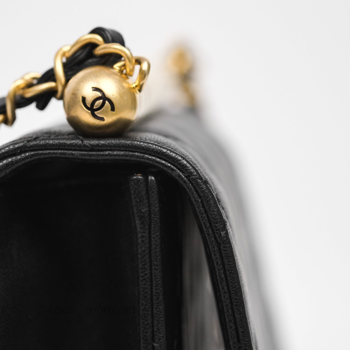 Chanel Small Chic Pearls Flap Quilted Black Goatskin Aged Gold Hardware
