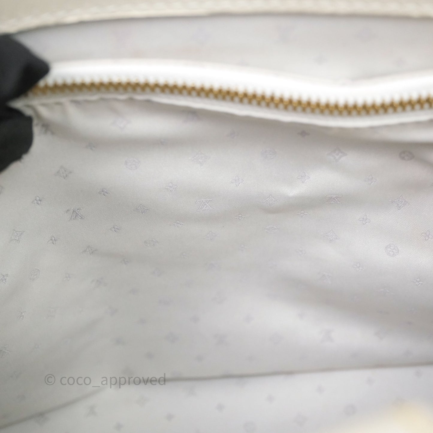 Louis Vuitton Le Fabuleux Bag White Suhali