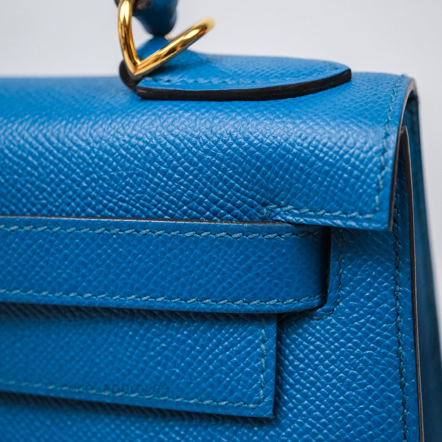 Hermès Kelly 28 Blue Epsom Gold Hardware