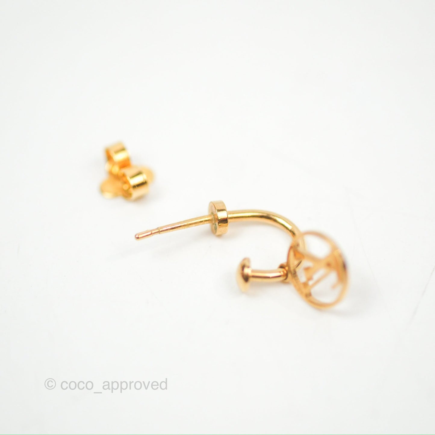 Louis Vuitton Blooming Earrings Gold Tone