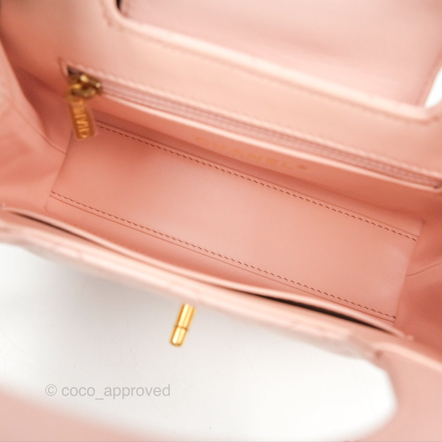 Chanel Kelly Bag Light Pink Shiny Calfskin Aged Gold Hardware