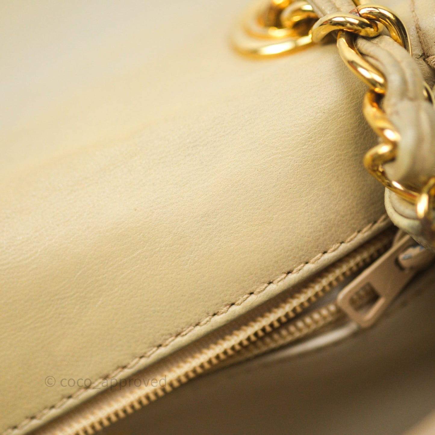 Chanel Vintage CC Flap Bag Beige Lambskin Gold Hardware