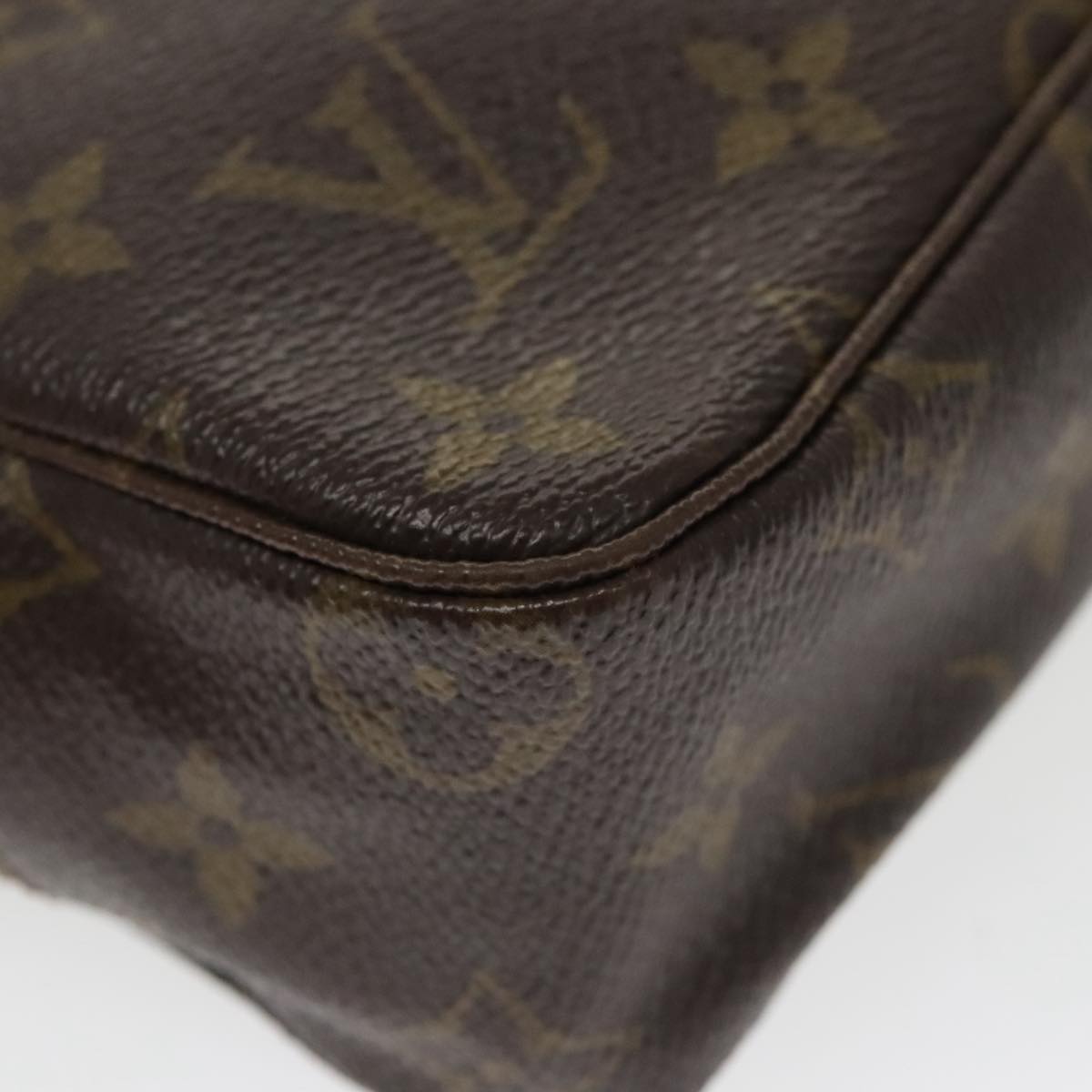 LOUIS VUITTON Monogram Trousse Toilette 23 Clutch Bag Vintage M47524 97642