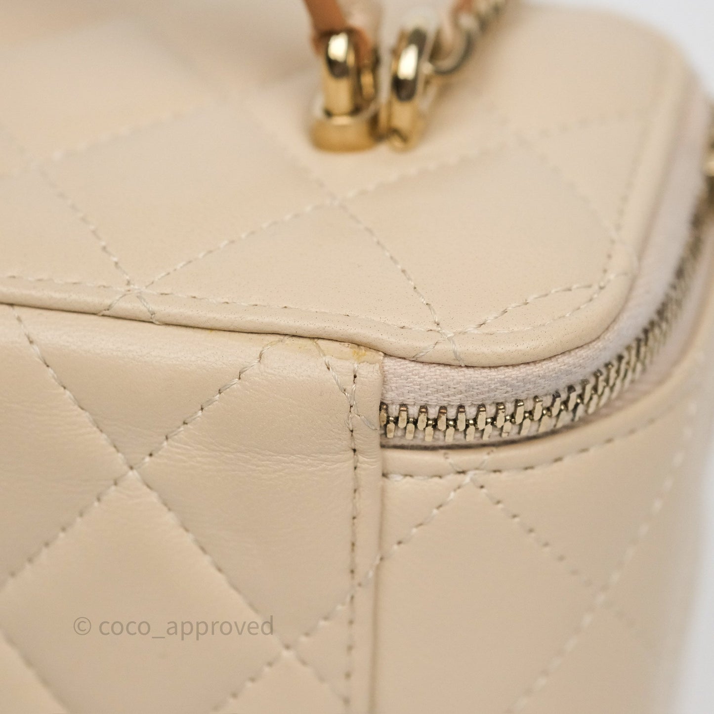 Chanel Vanity Rectangular Top Handle Ecru/Beige Lambskin Gold Hardware 23P