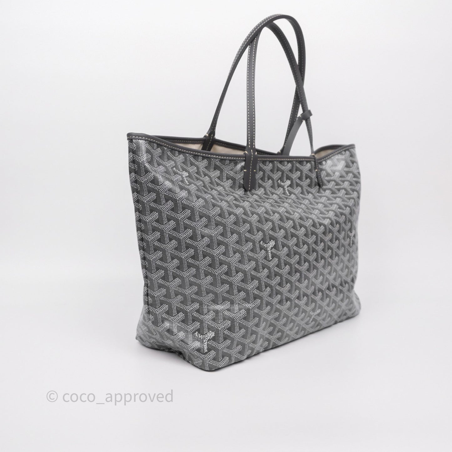 Goyard St Louis Tote PM ⁣⁣⁣⁣⁣⁣⁣⁣⁣⁣⁣⁣⁣⁣⁣⁣⁣⁣⁣⁣Grey