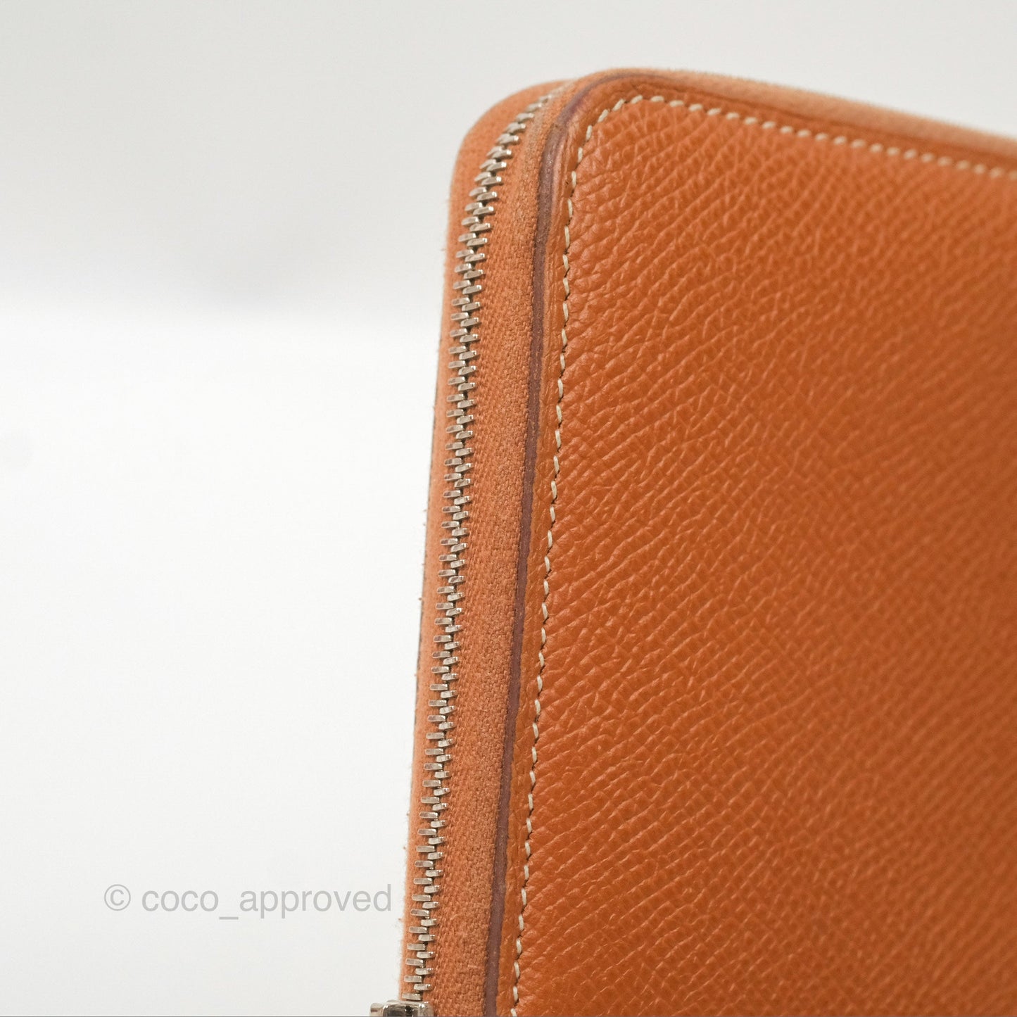 Hermès Silk In Classique Long Wallet Gold Epsom