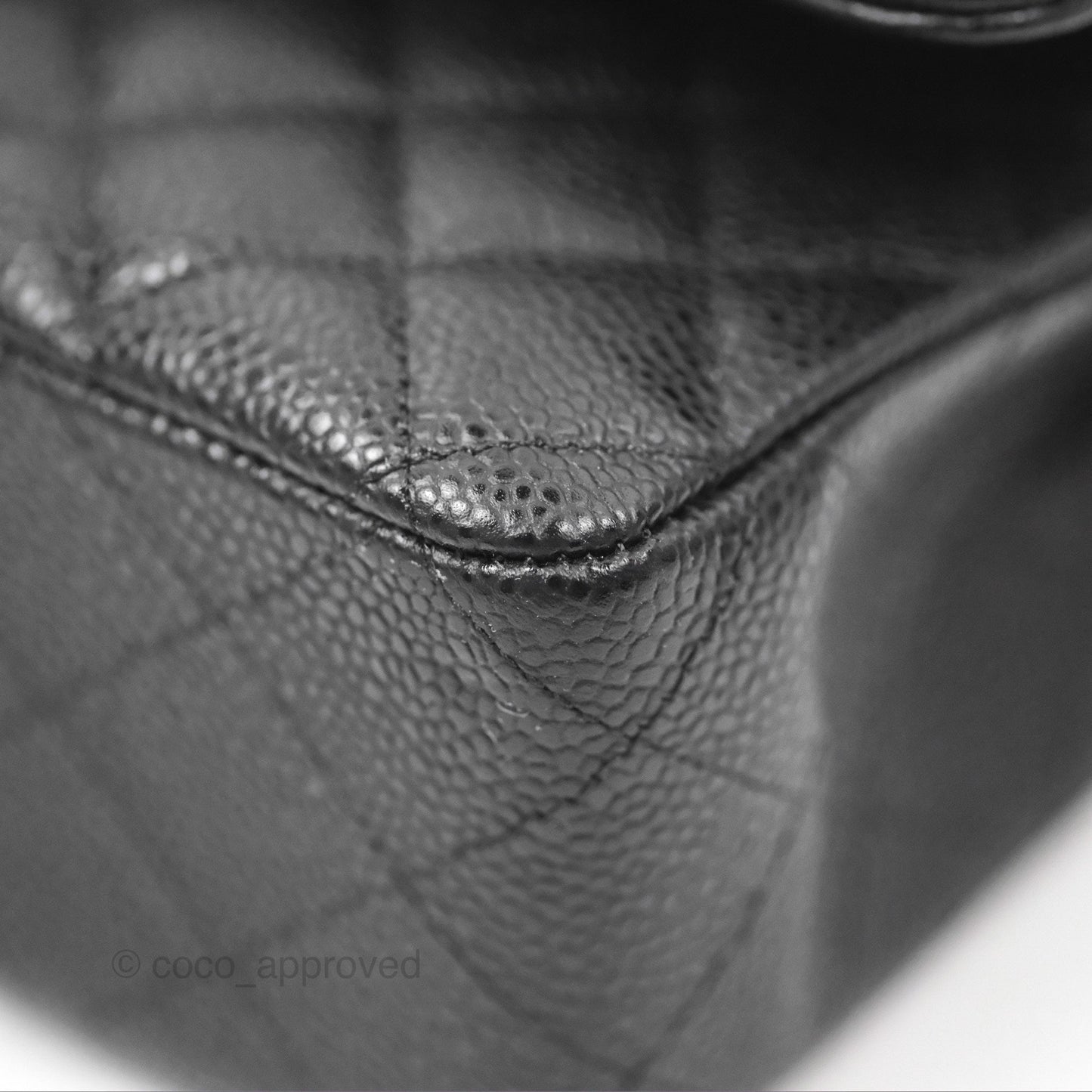 Chanel Classic M/L Medium Flap Quilted Black Caviar Gold Hardware
