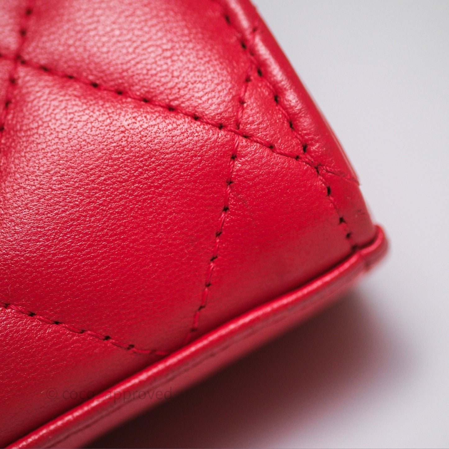 Chanel Mini Quilted Trendy CC Clutch With Chain Red Lambskin Gold Hardware