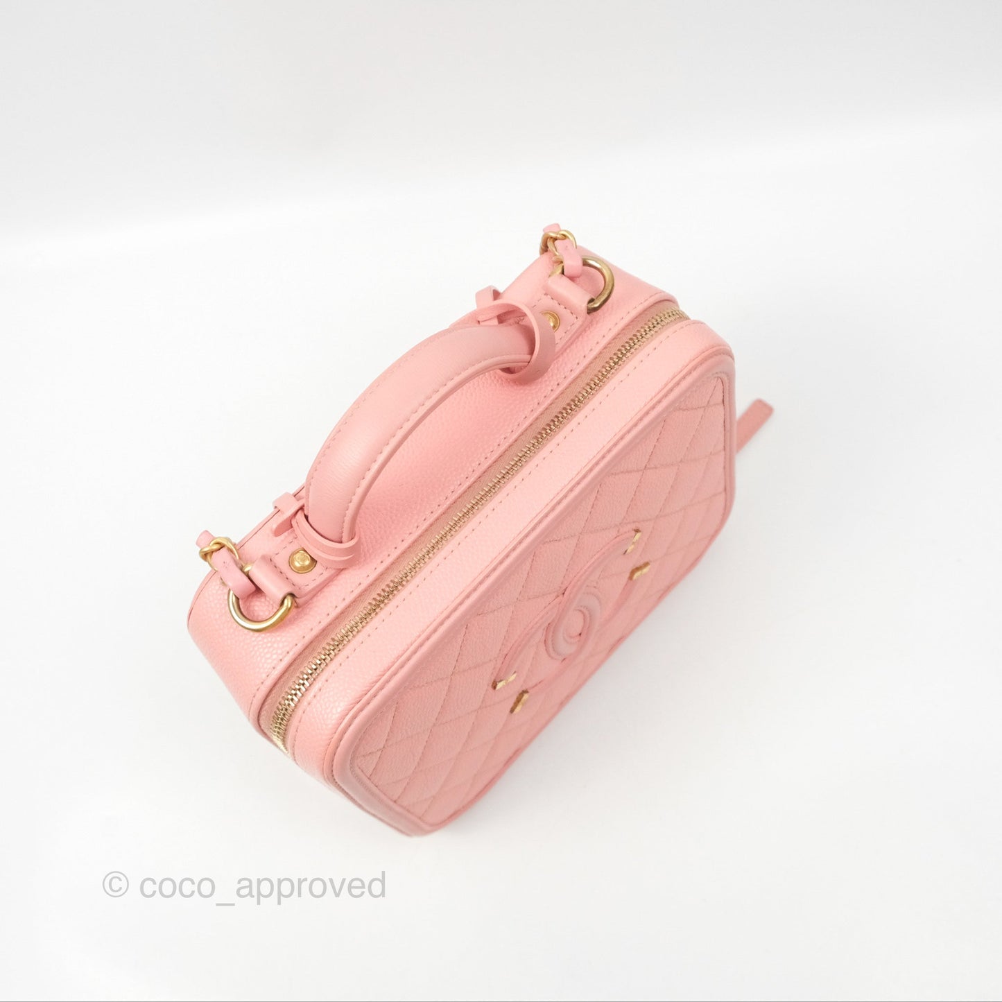 Chanel Quilted Medium CC Filigree Vanity Case Pink Caviar Gold Hardware