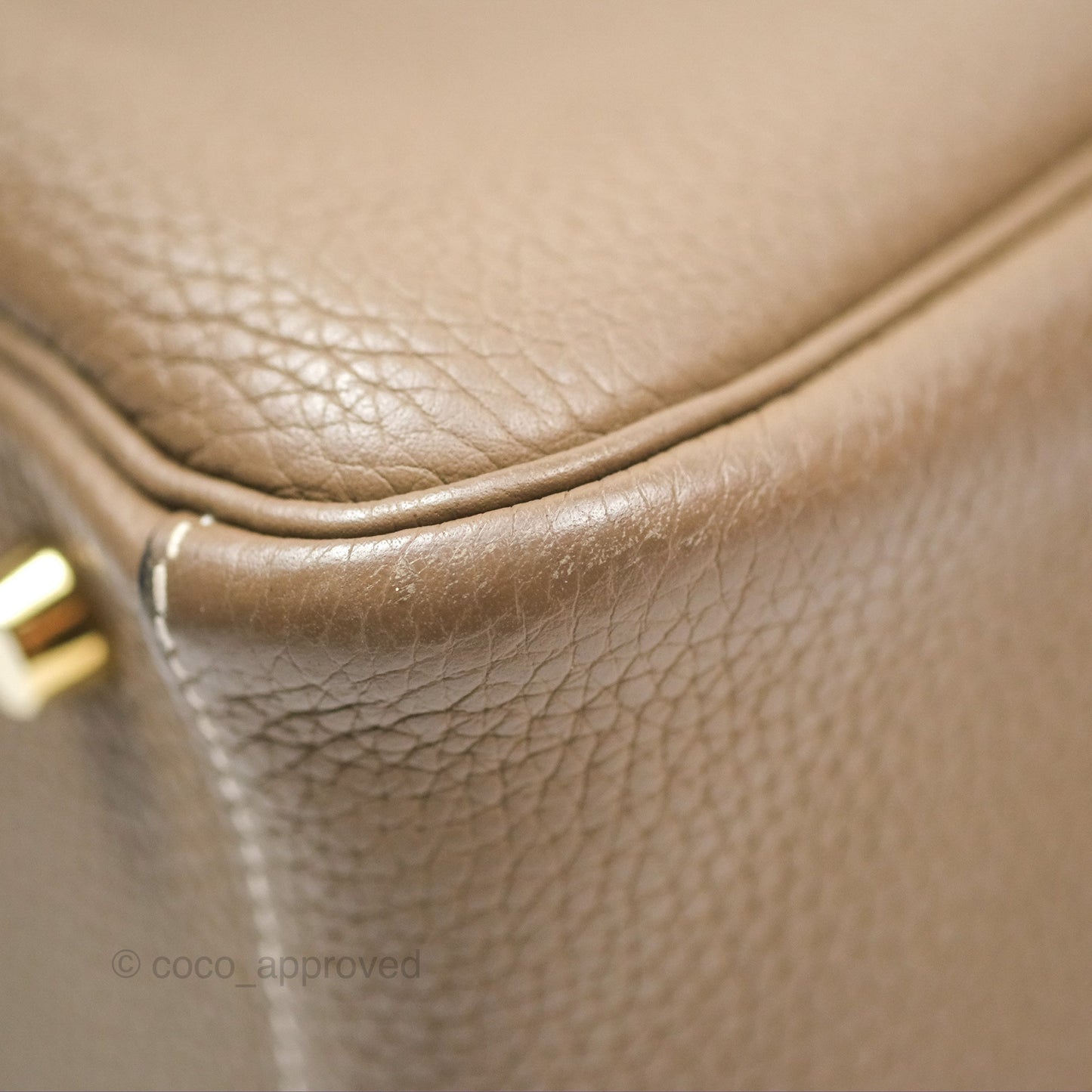 Hermès Lindy 26 Etoupe 18 Taurillion Clemence Gold Hardware