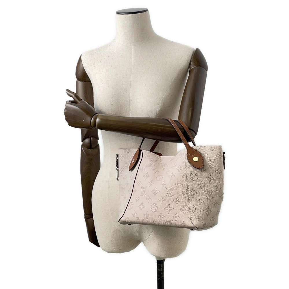 LOUIS VUITTON Hina Bloom M55551 Monogram Mahina Size PM