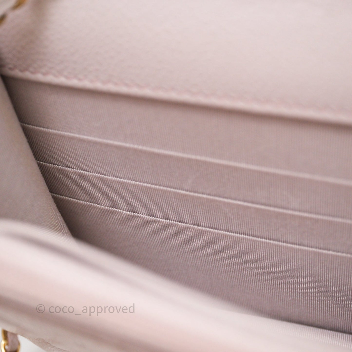 Chanel WOC Wallet On Chain CC Coco Chain Quilted Lilac Caviar Gold Hardware