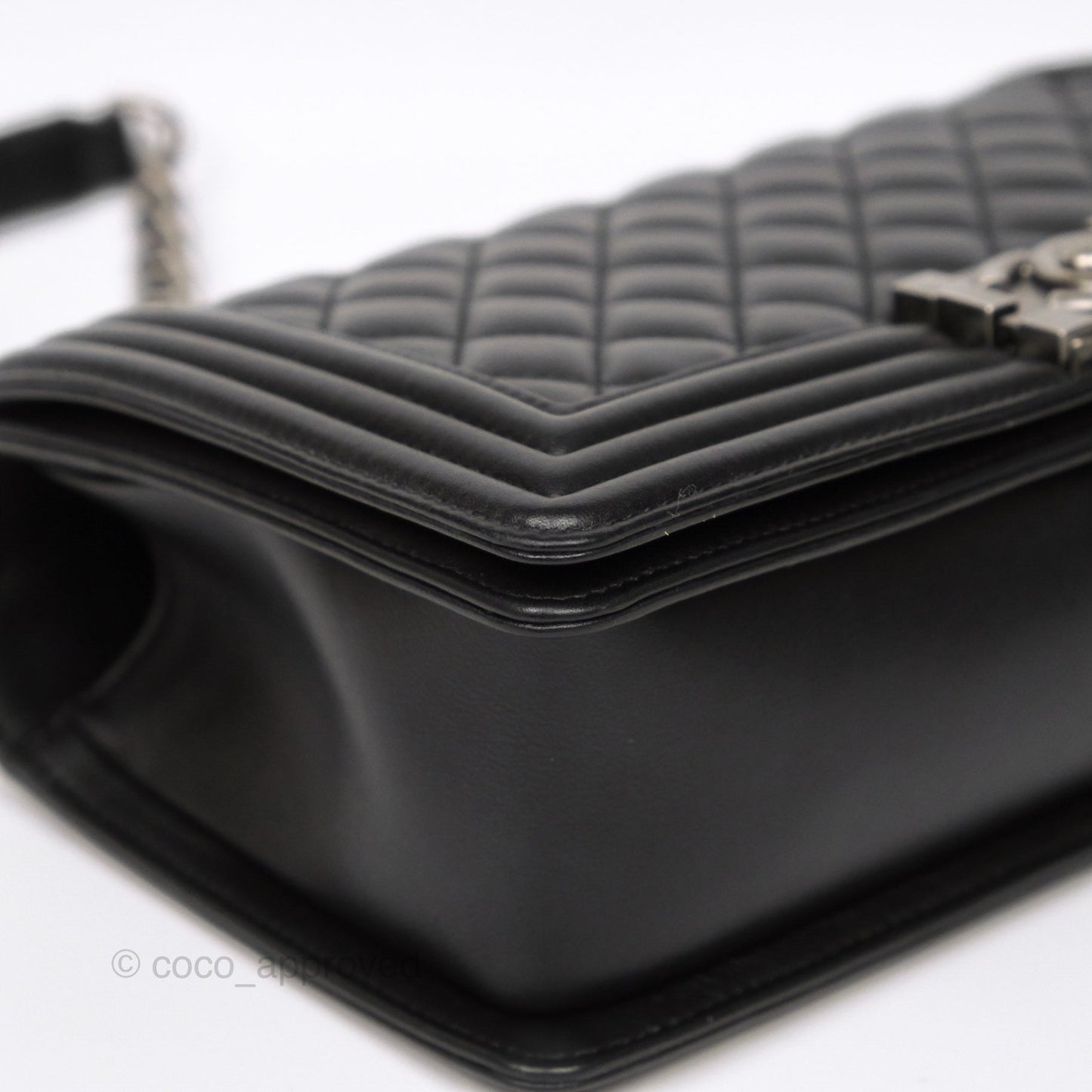 Chanel Medium Boy Quilted Black Calfskin Ruthenium Hardware
