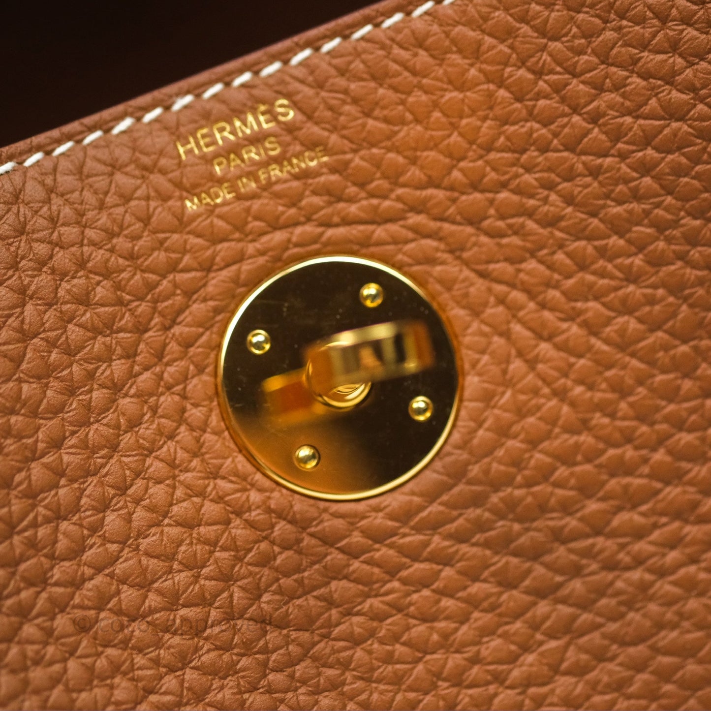 Hermès Lindy 26 Gold 37 Clemence Gold Hardware
