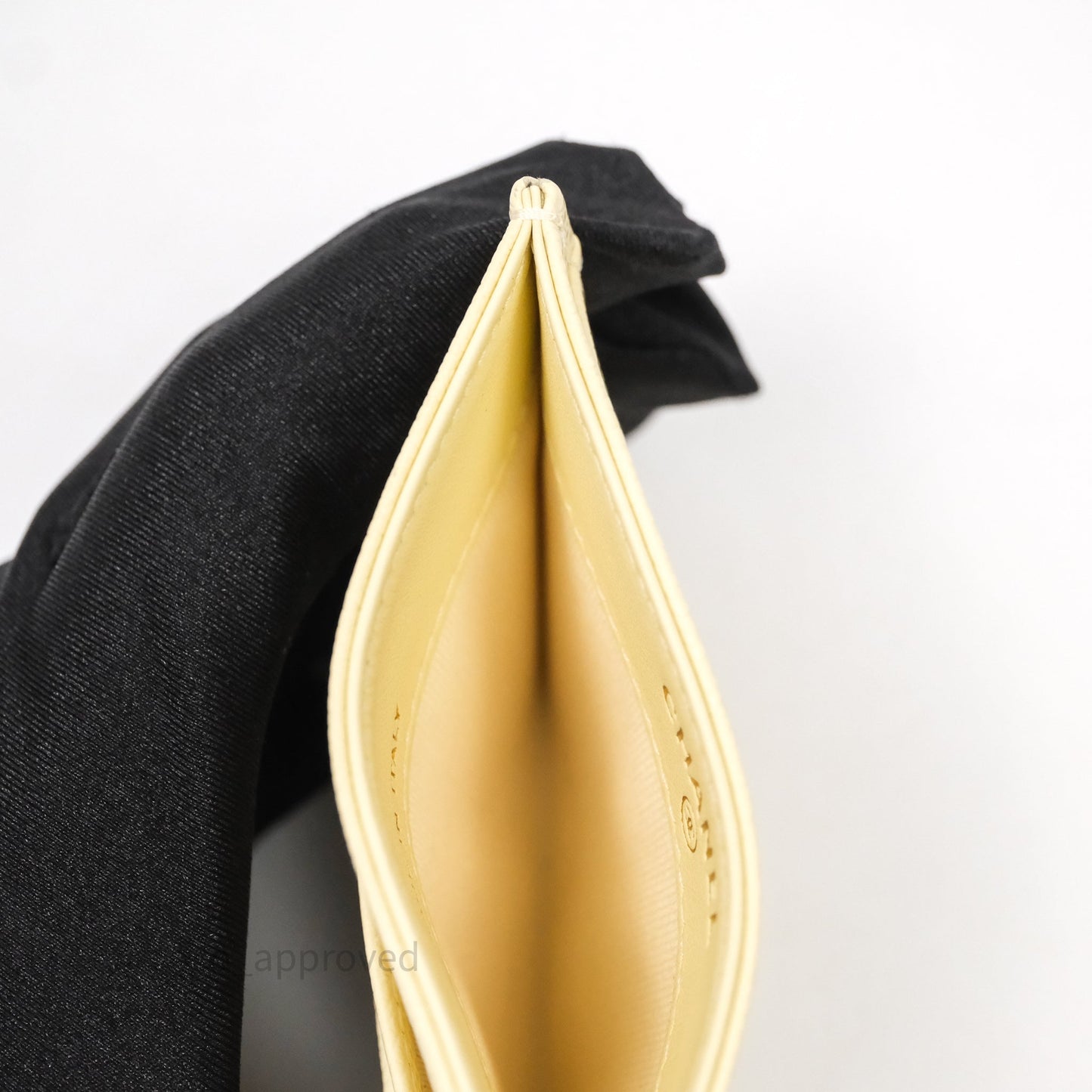 Chanel Quilted Card Holder Yellow Caviar Gold Hardware