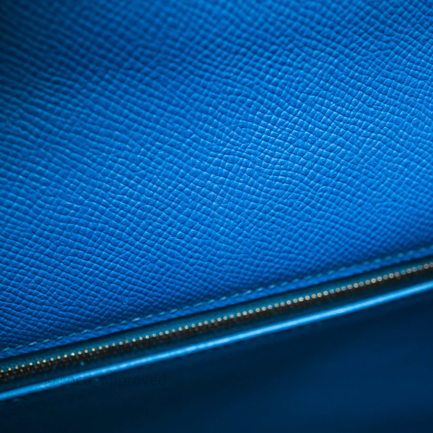 Hermès Kelly 28 Blue Epsom Gold Hardware
