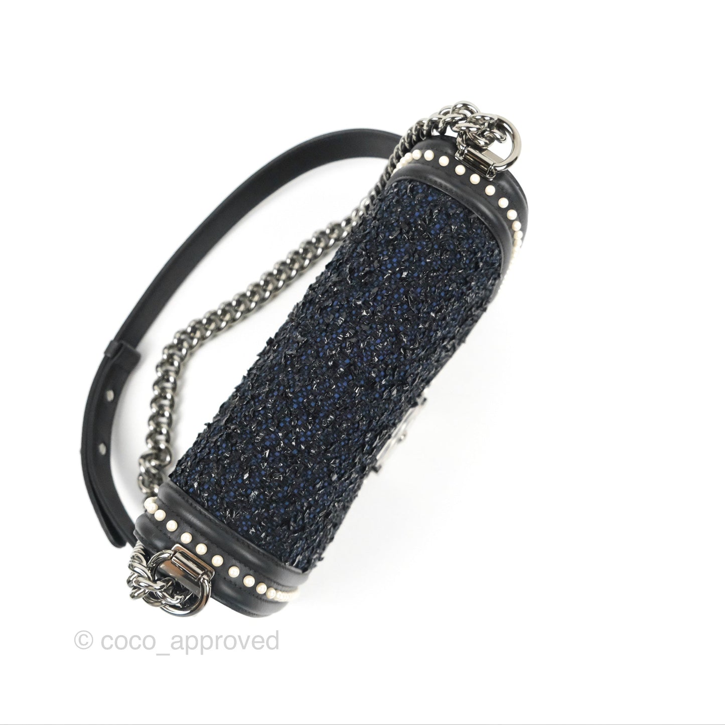 Chanel Medium Pearl Around Boy Black/Navy Tweed Gun Metal Hardware
