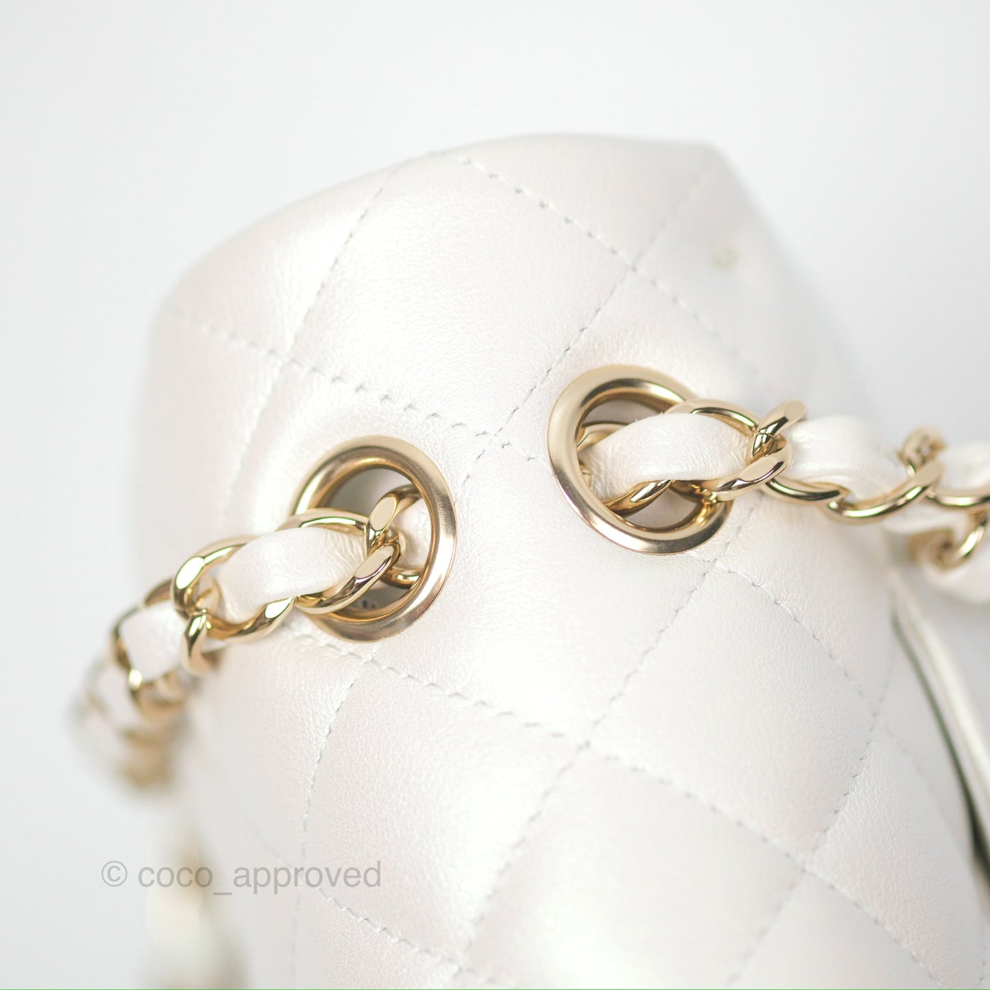 Chanel Classic M/L Medium Double Flap Iridescent White Calfskin Gold Hardware