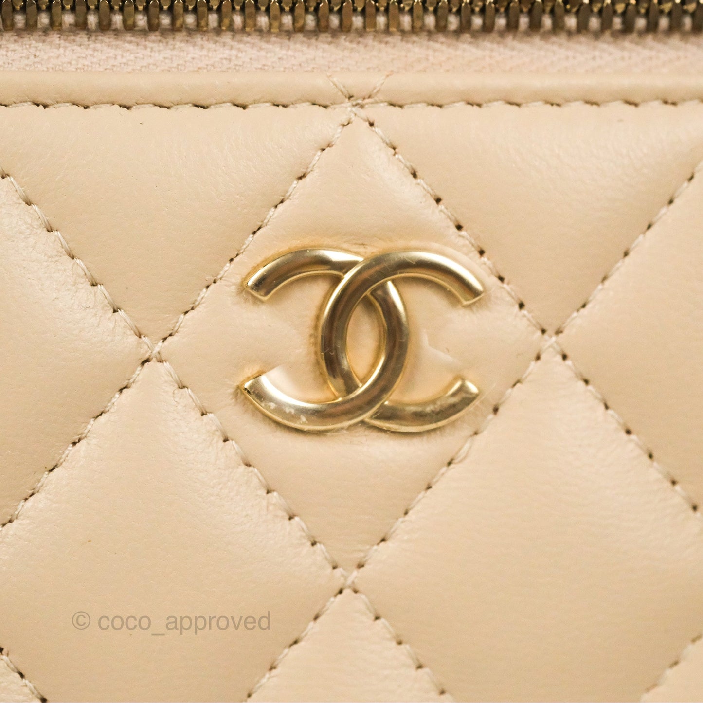Chanel Vanity Rectangular Top Handle Ecru/Beige Lambskin Gold Hardware 23P