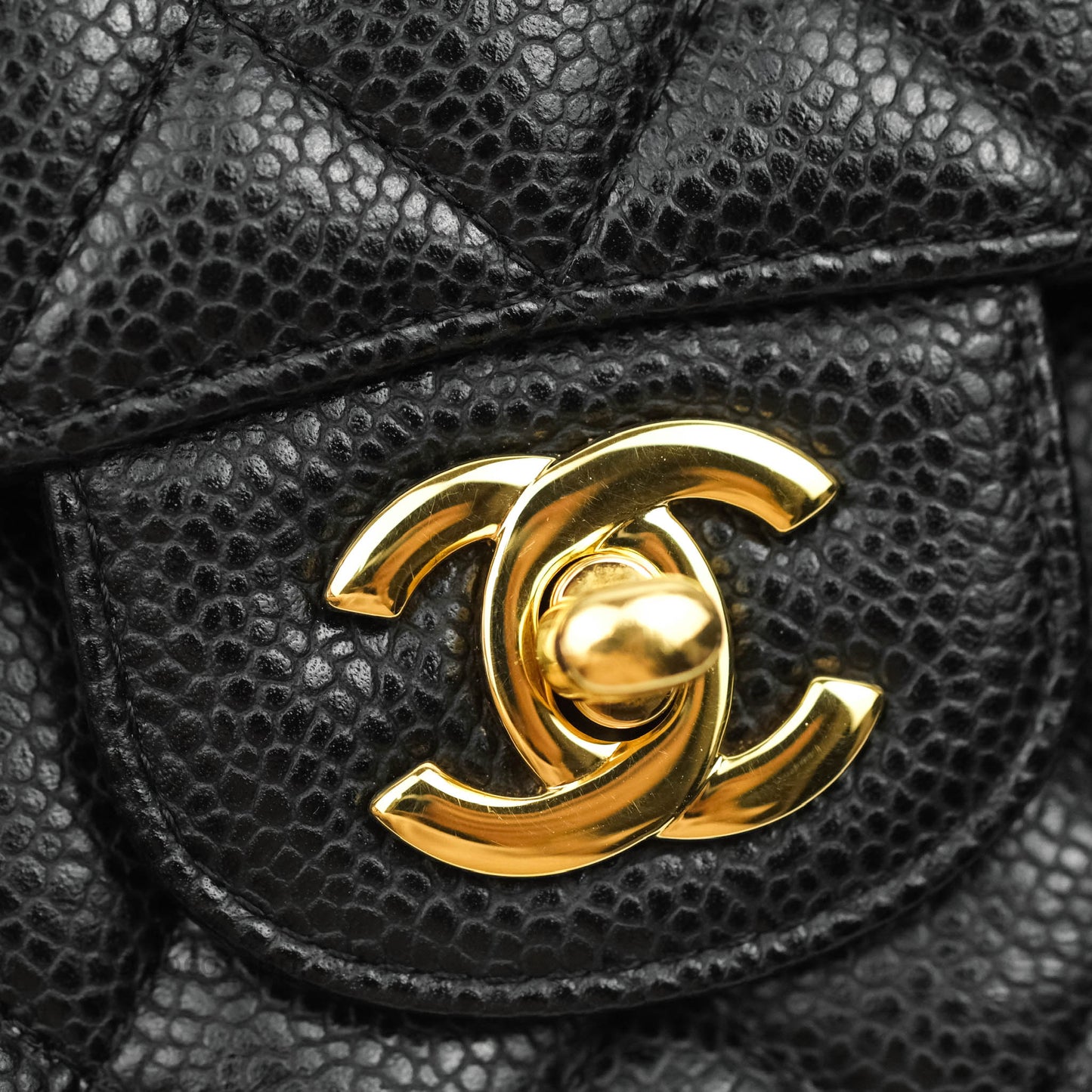Chanel Quilted M/L Medium Double Flap Black Caviar Gold Hardware