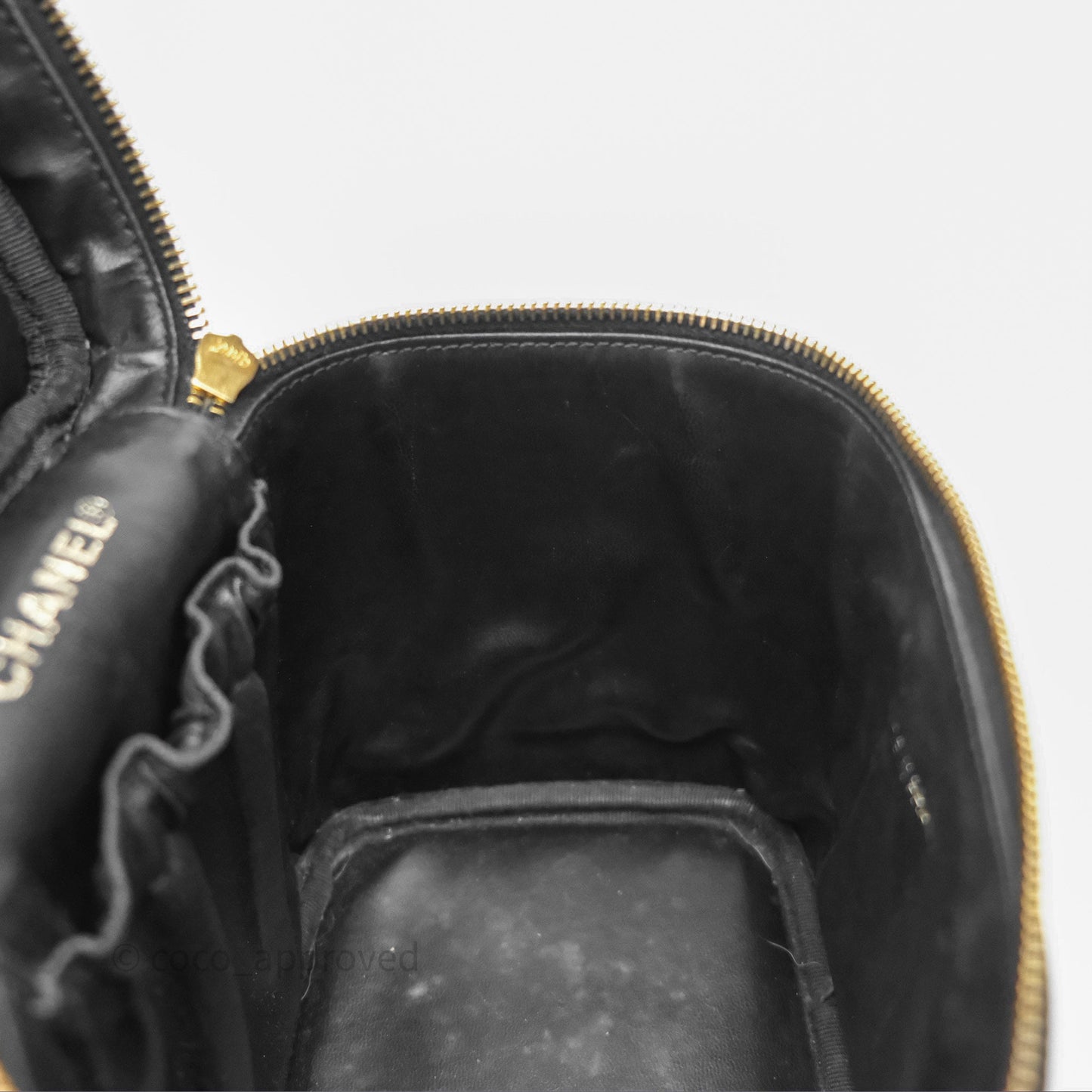 Chanel Vintage Vanity Case Black Caviar Gold Hardware