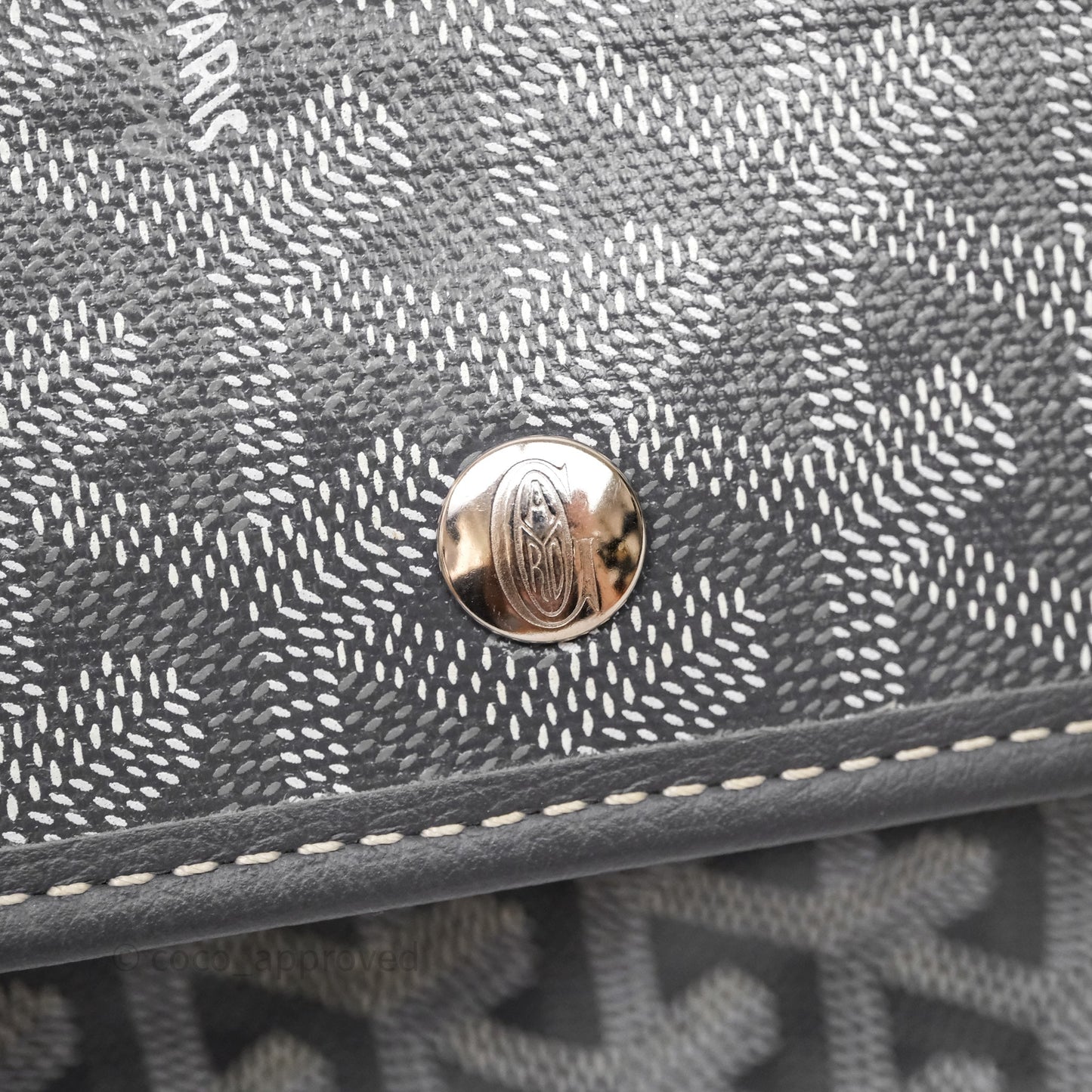 Goyard St Louis Tote PM ⁣⁣⁣⁣⁣⁣⁣⁣⁣⁣⁣⁣⁣⁣⁣⁣⁣⁣⁣⁣Grey