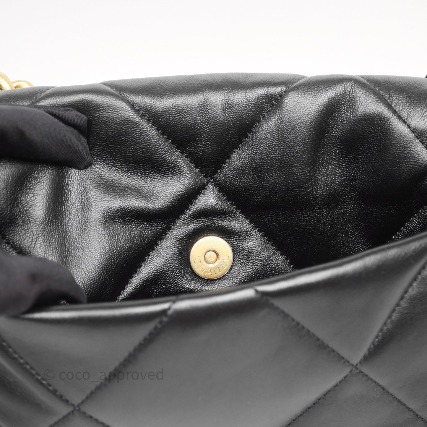 Chanel 19 Medium Black Mixed Hardware