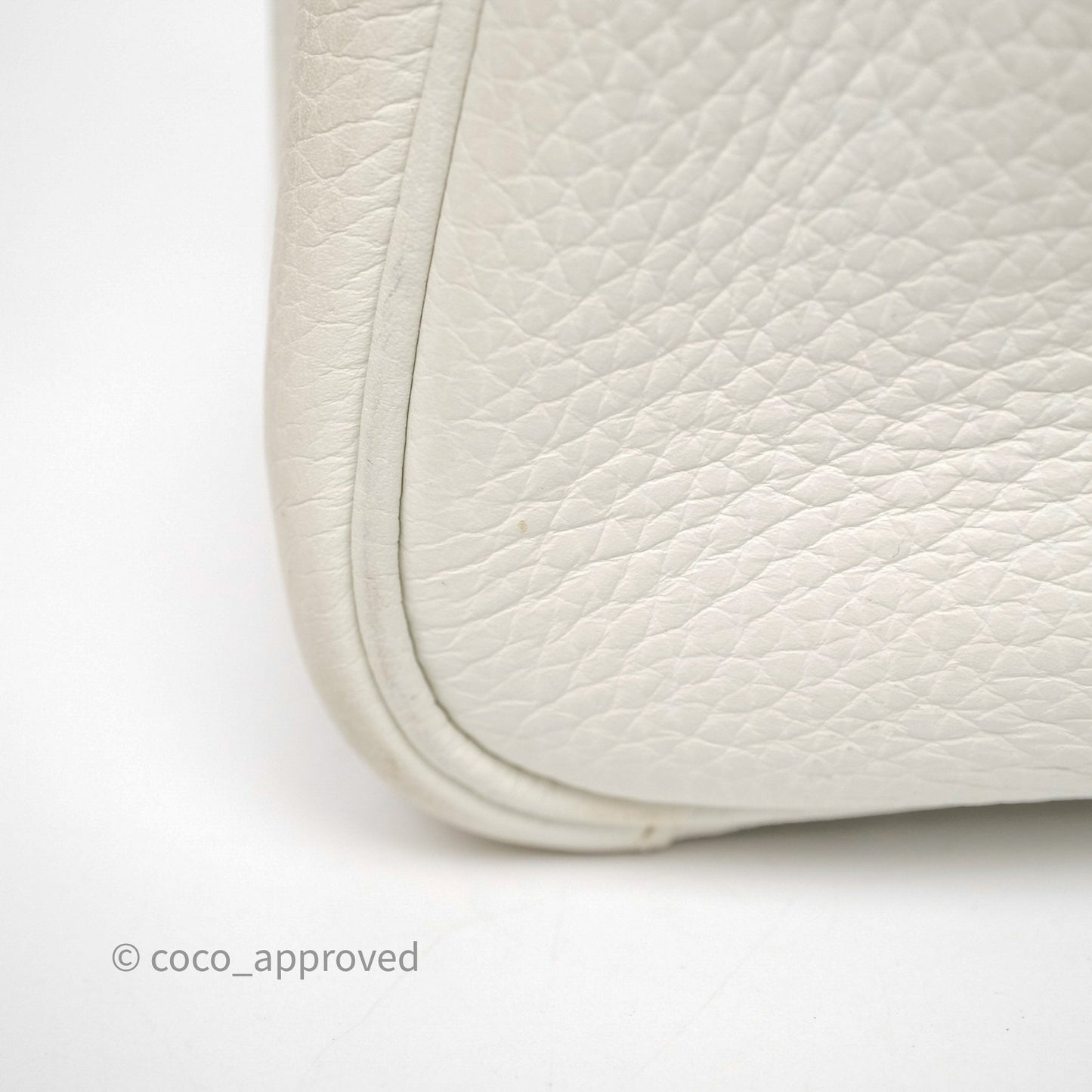 Hermès Lindy 30 White Clemence Palladium Hardware