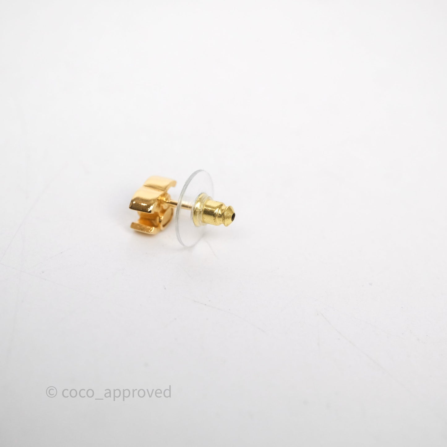 Chanel CC Earrings Gold Tone 26P