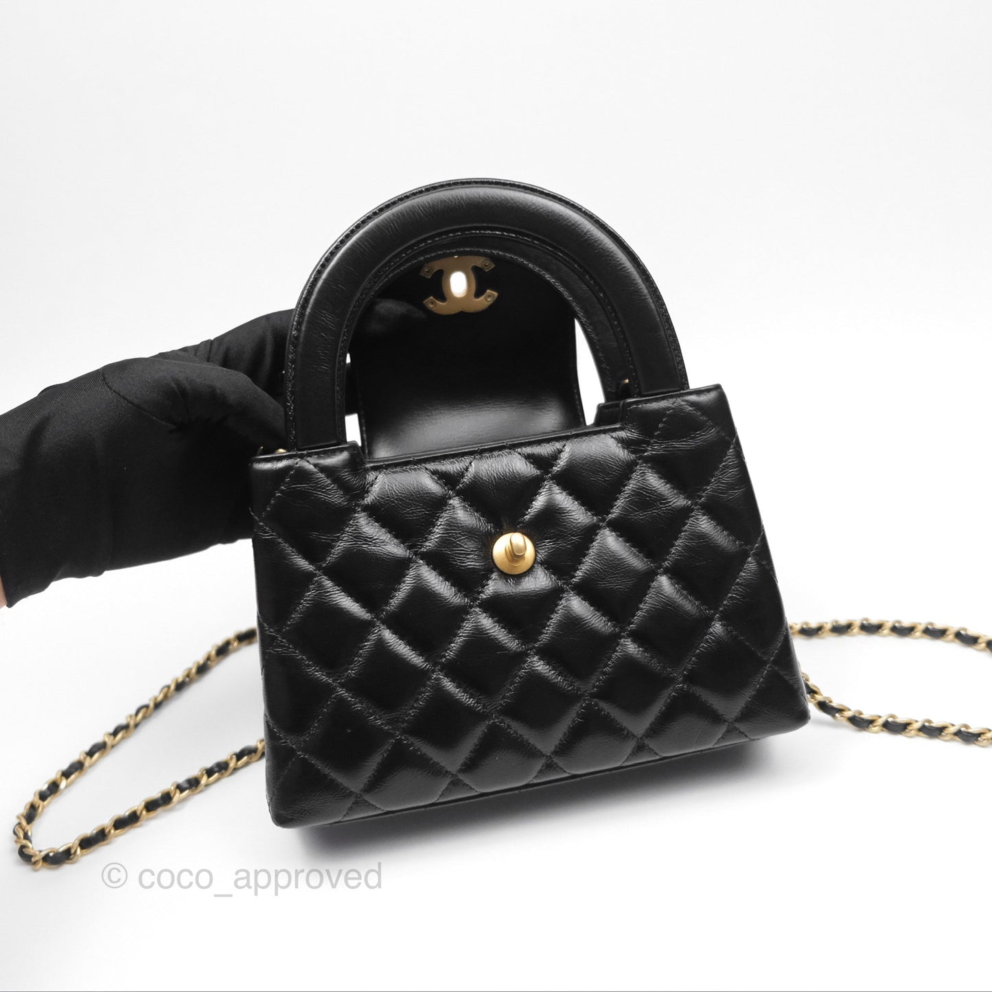 Chanel Kelly Bag Quilted Black Shiny Calfskin Aged Gold Hardware