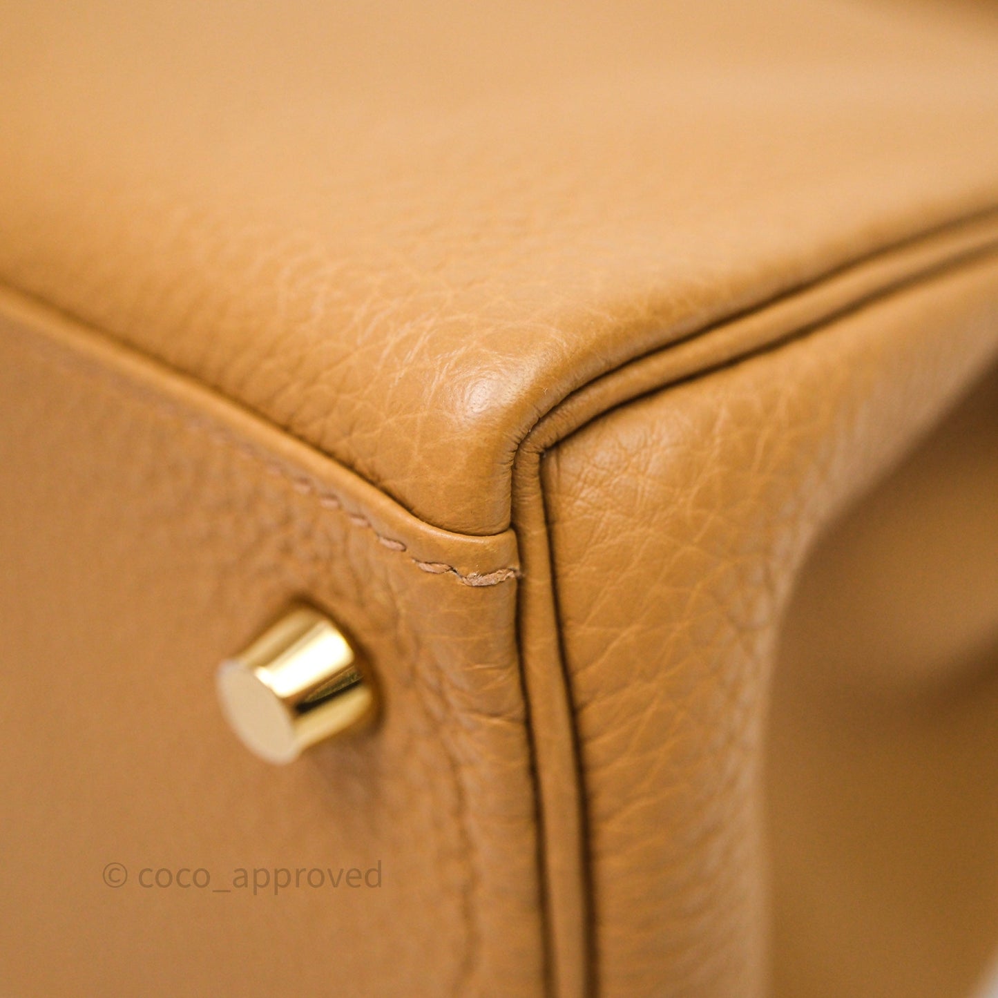 Hermès Kelly 28 Biscuit 4B Togo Gold Hardware