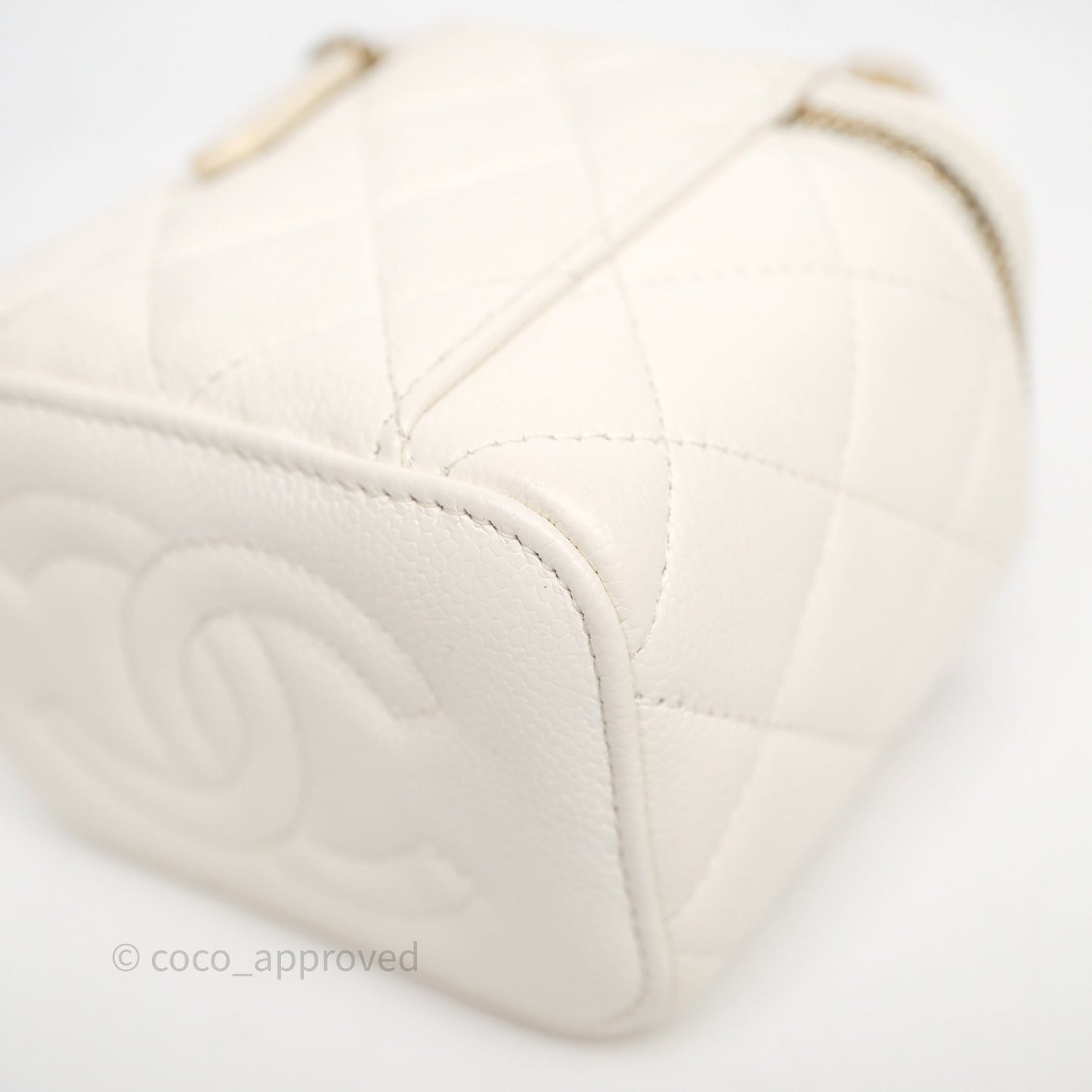 Chanel Heart Crush Mini Vanity With Chain White Caviar Aged Gold Hardware