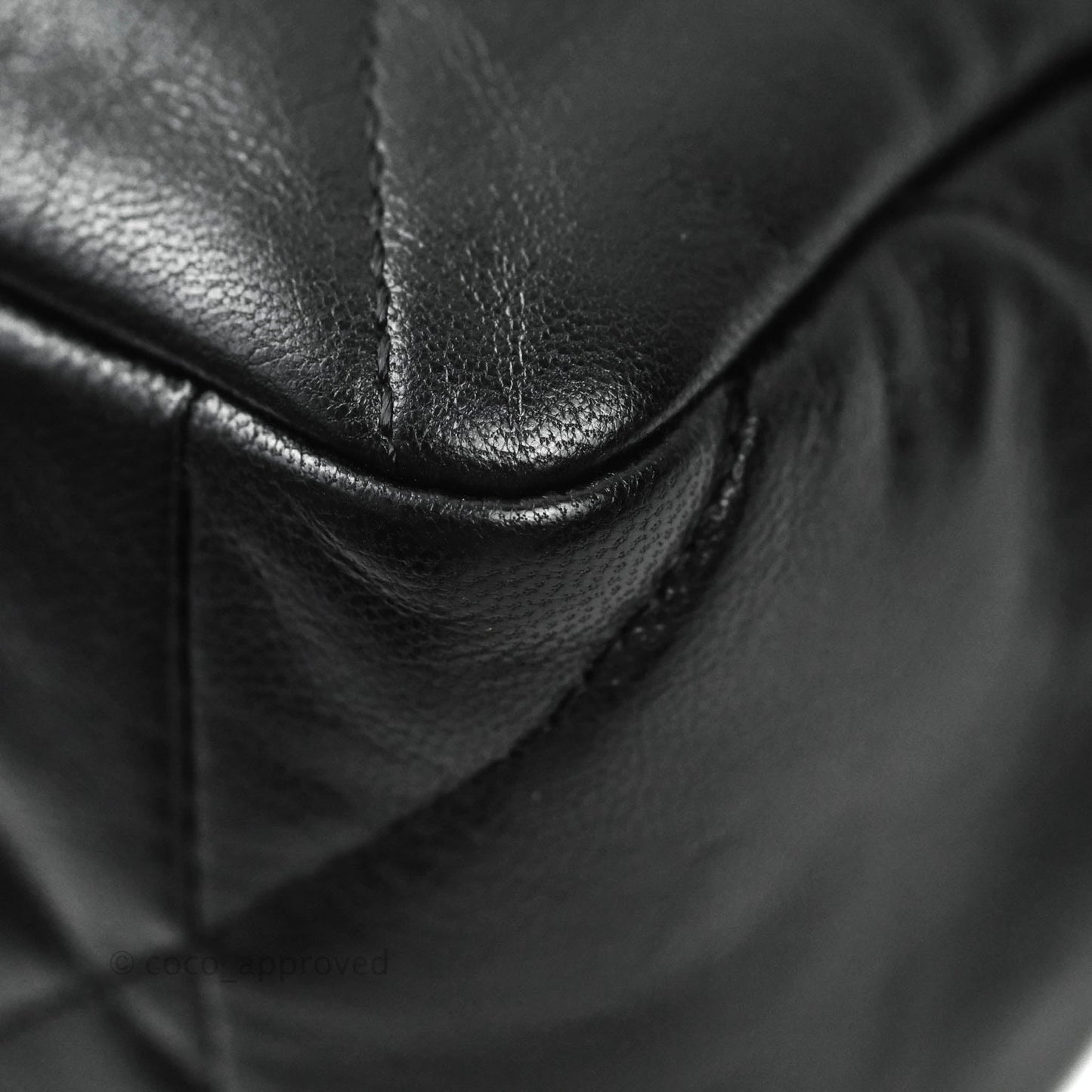 Chanel 19 Medium Black Mixed Hardware