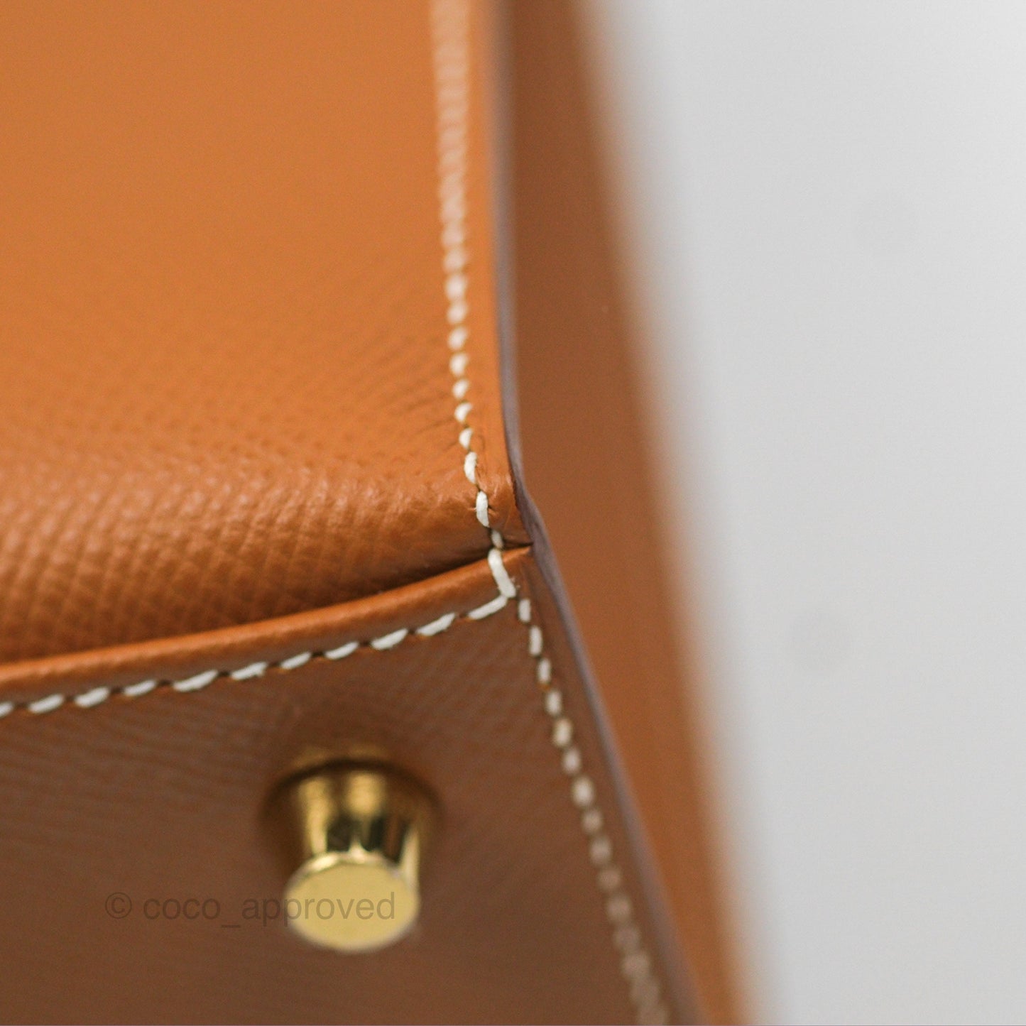Hermès Kelly 25 Sellier Gold Epsom Gold Hardware