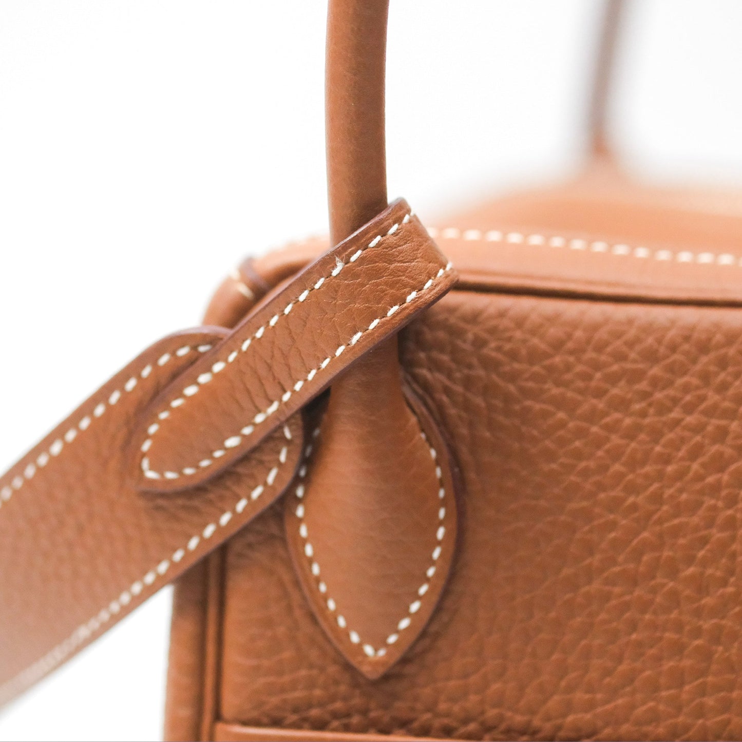 Hermès Lindy 26 Gold Clemence Palladium Hardware
