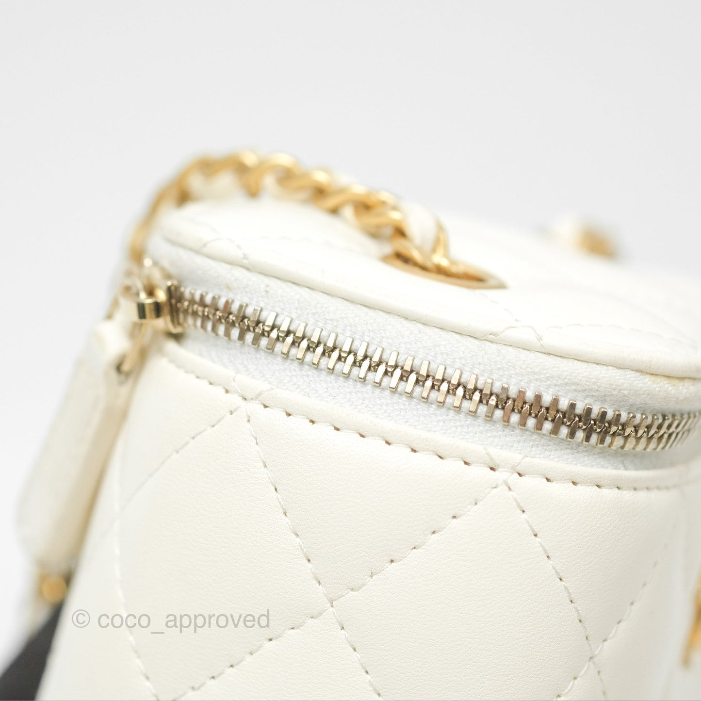 Chanel Mini Pearl Crush Vanity With Chain White Lambskin Gold Hardware