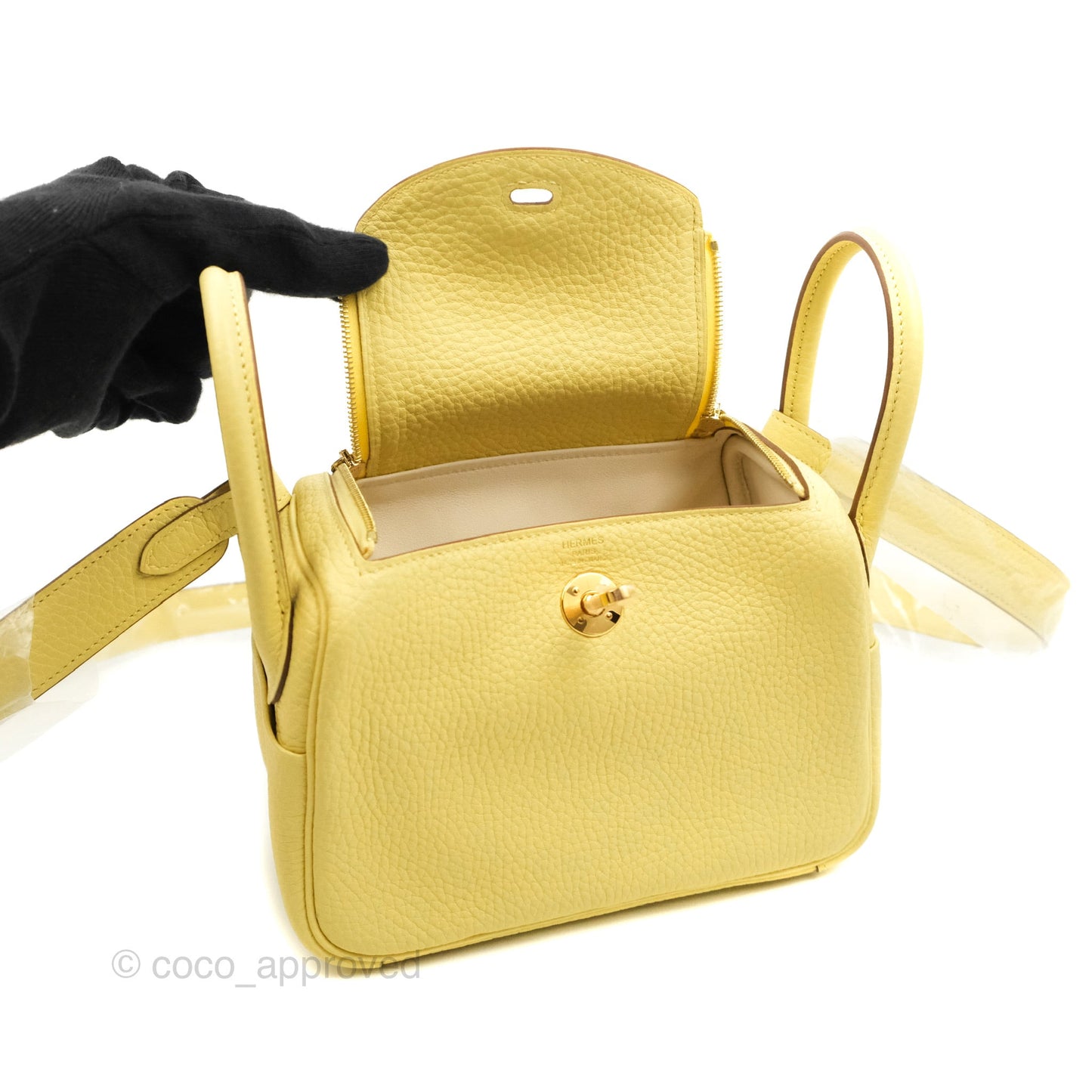 Hermès Mini Lindy 20 Taurillon Jaune Poussin Clemence Gold Hardware
