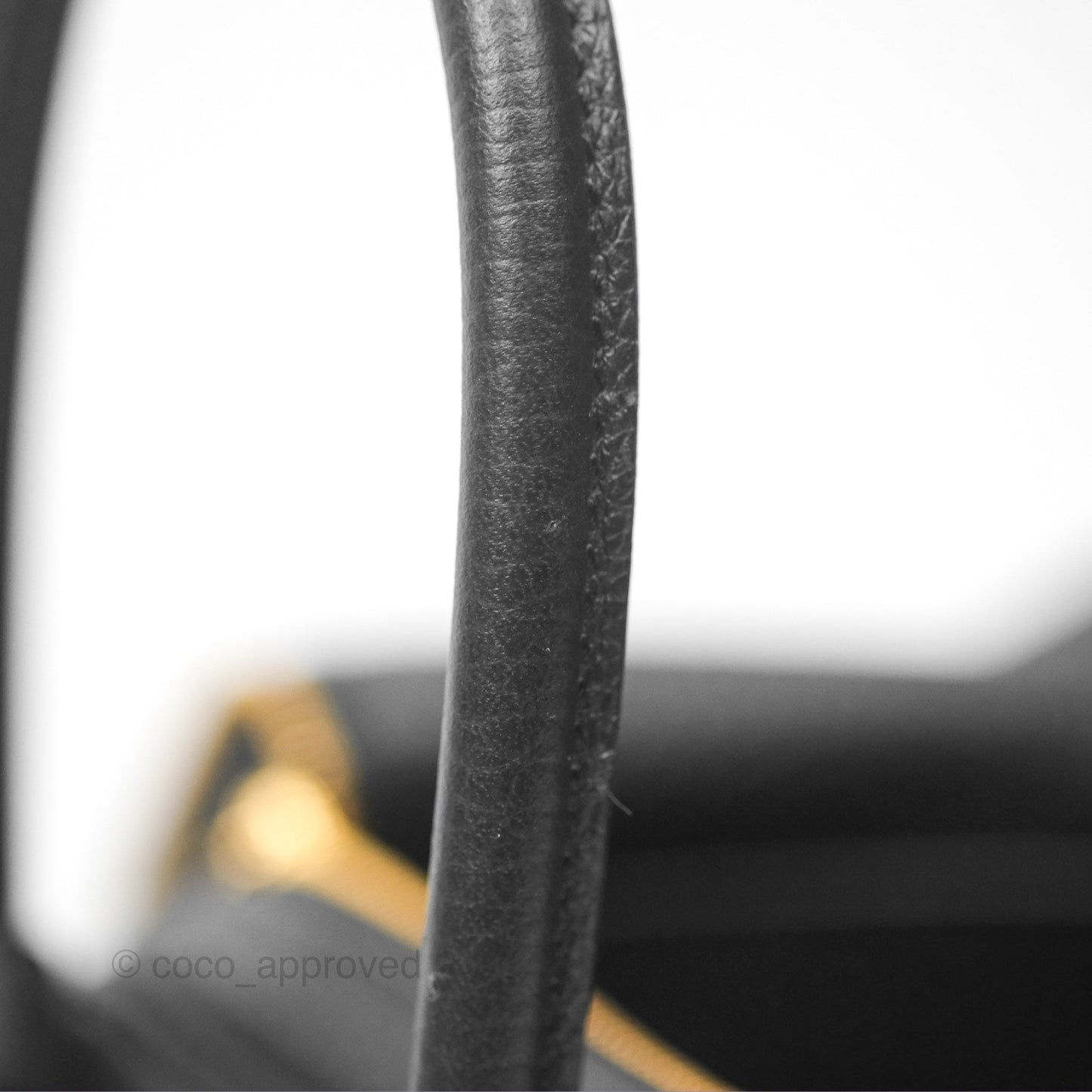 Hermès Lindy 26 Black Noir 89 Clemence Gold Hardware
