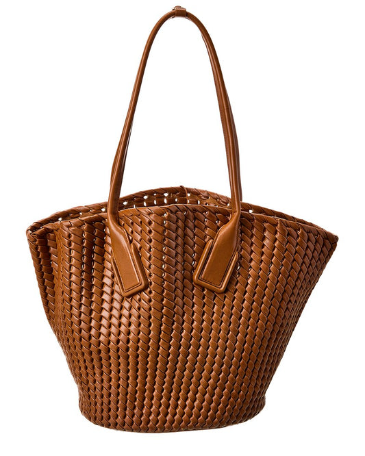 Luxury Bottega Veneta Basket Intrecciato Leather Tote