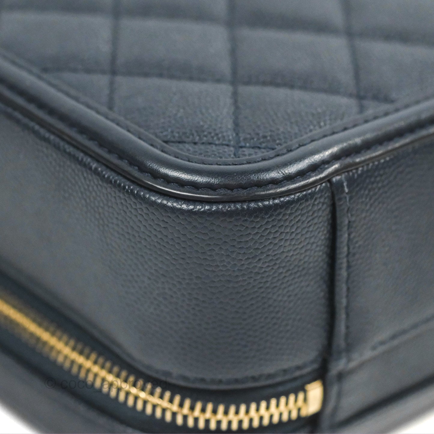 Chanel Quilted Medium CC Filigree Vanity Case Dark Navy Caviar Gold Hardware