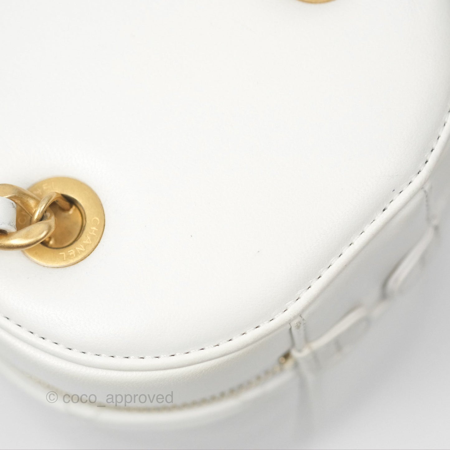 Chanel Vanity Case With Chain Shoulder Bag Quilted Calfskin Leather White