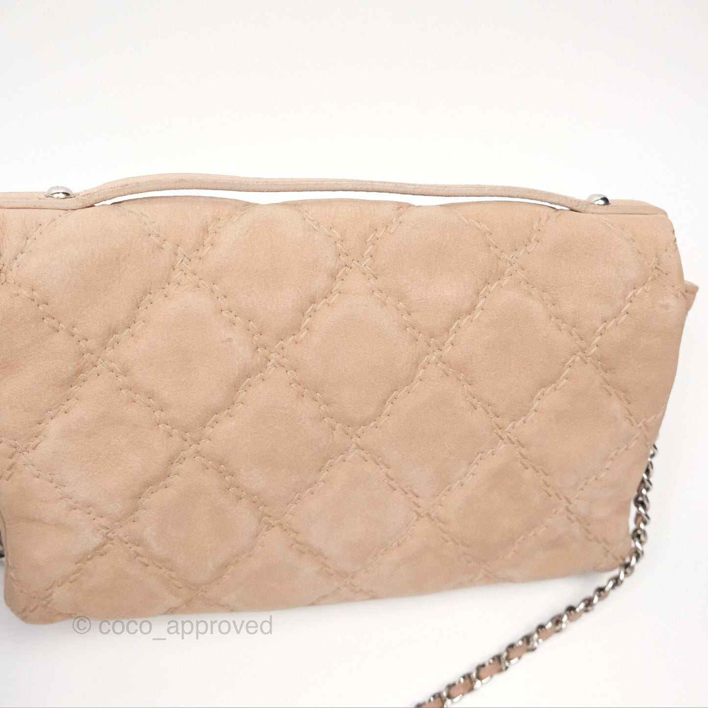 Chanel Double Stitch Hamptons Clutch With Chain Beige Washed Calfskin