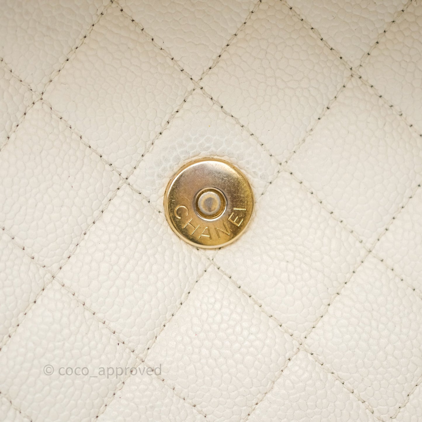 Chanel Quilted Medium CC Filigree Flap White/ Black Caviar