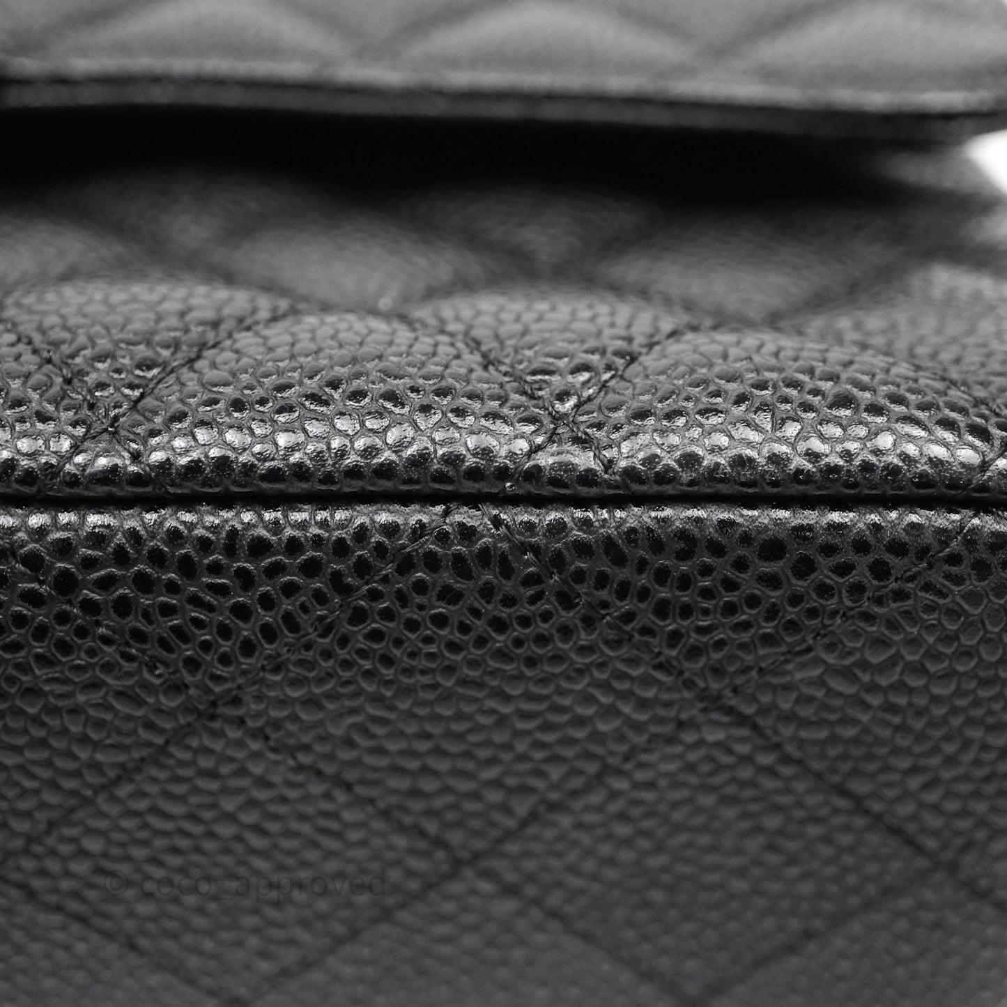 Chanel Classic M/L Medium Flap Quilted Black Caviar Gold Hardware