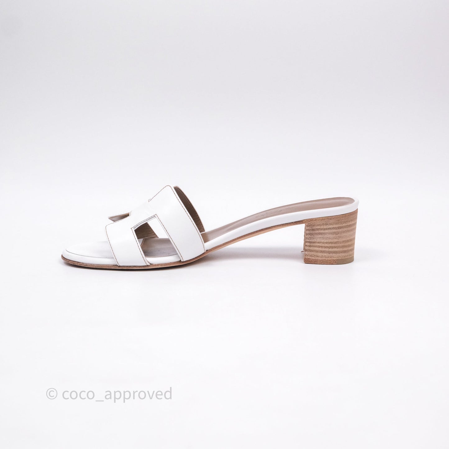 Hermes Oasis Sandal in White Size 37