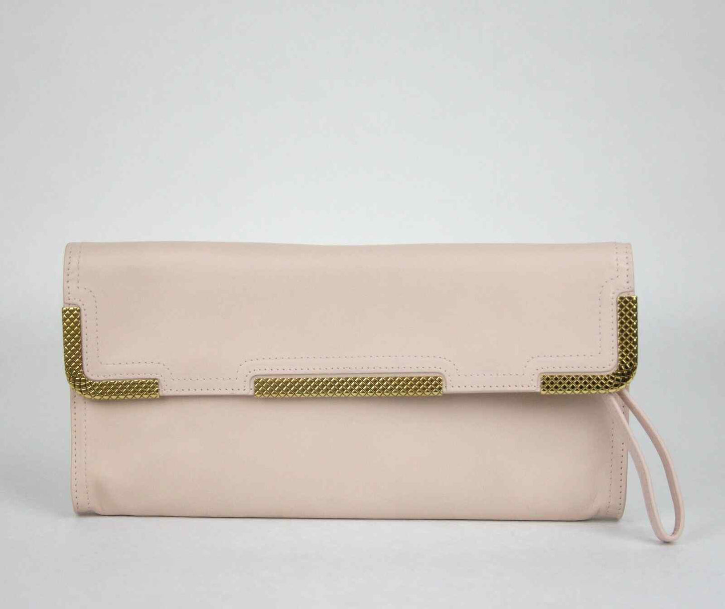 Luxury Bottega Veneta Women's Leather Wristlet Clutch Bag  Detail