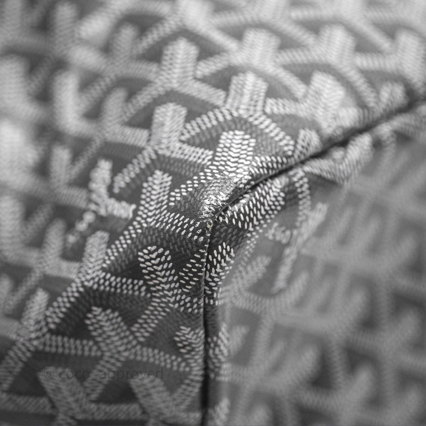Goyard St Louis Tote PM ⁣⁣⁣⁣⁣⁣⁣⁣⁣⁣⁣⁣⁣⁣⁣⁣⁣⁣⁣⁣Grey