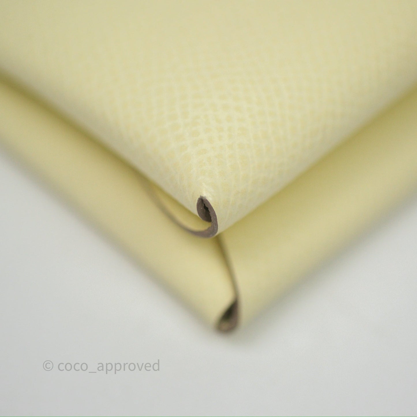 Hermès Calvi Card Holder Jaune Milton I8 Epsom